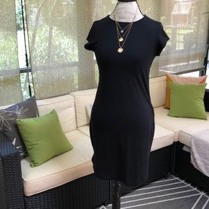 🌈 NWOT Lou & Grey T-shirt dress